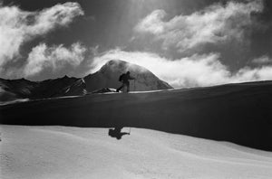 splitboard splitboarding earn your turns analog photography ben dietermann konvoi snowboards
